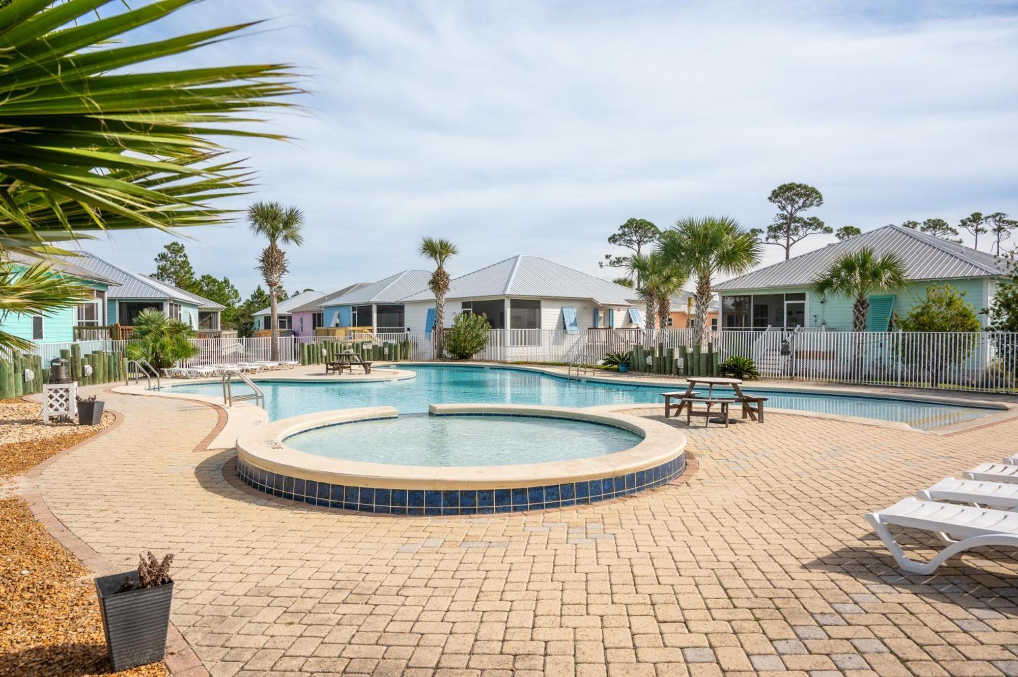 Cottage Beach House Steps From Beach 3 Bedroom 2 Bath Gulf Shores Luaran gambar