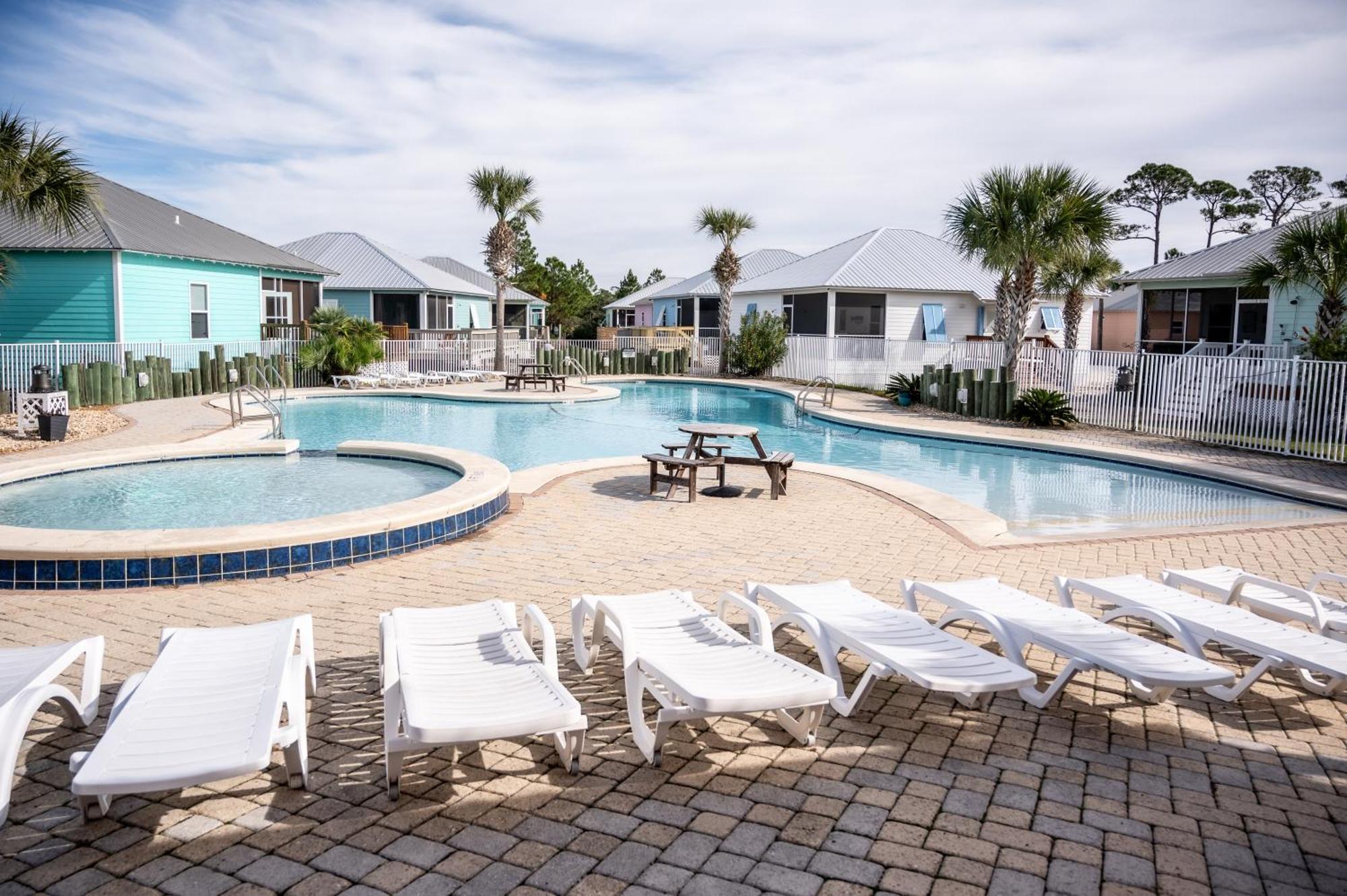 Cottage Beach House Steps From Beach 3 Bedroom 2 Bath Gulf Shores Luaran gambar